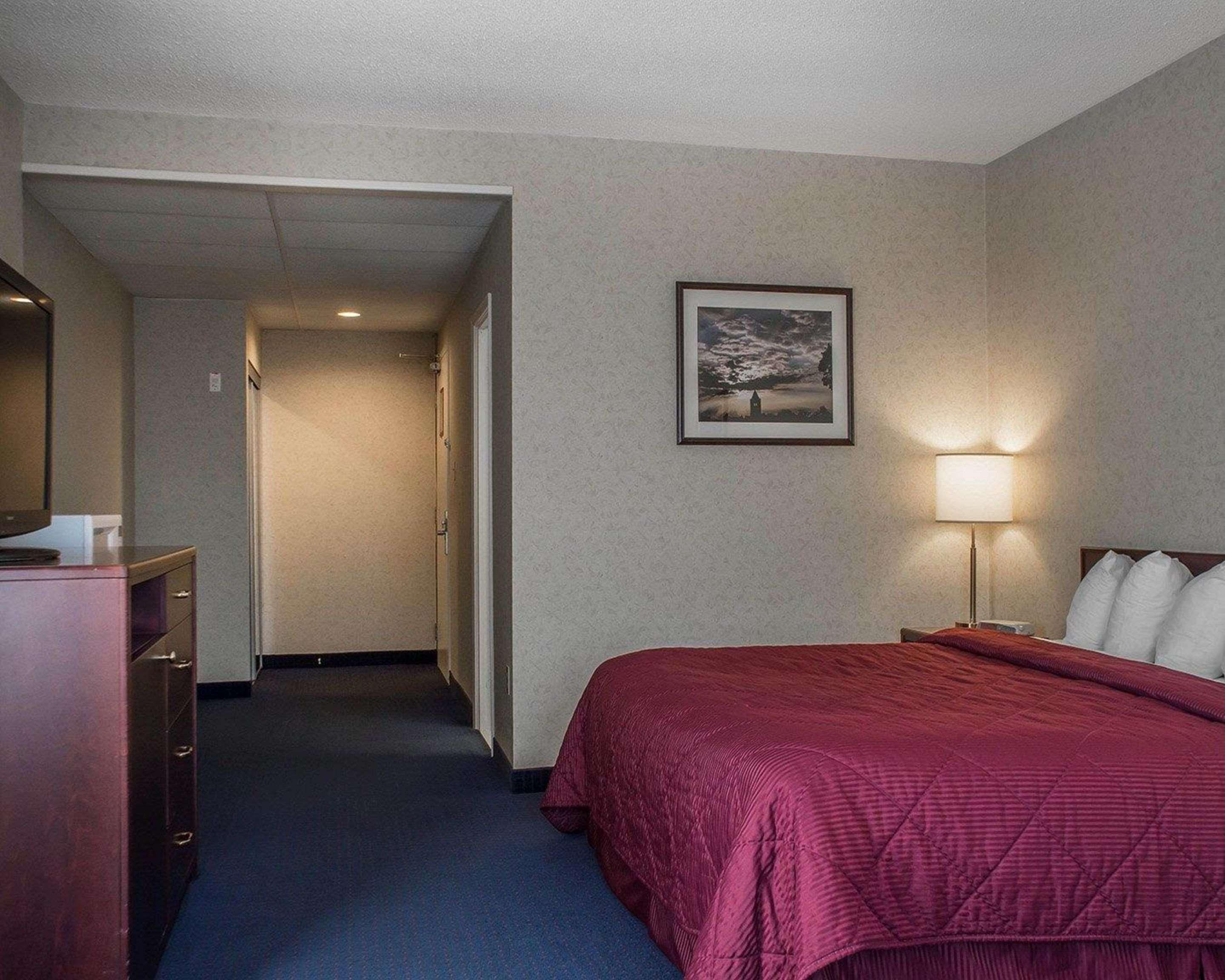 Quality Hotel & Suites Woodstock Esterno foto