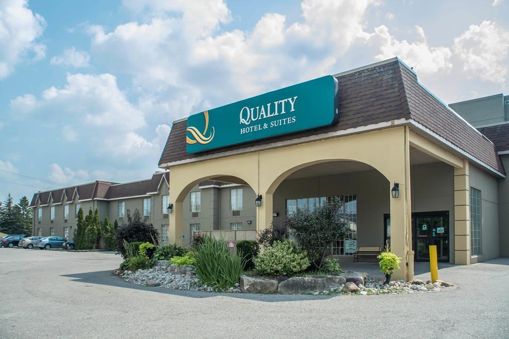Quality Hotel & Suites Woodstock Esterno foto