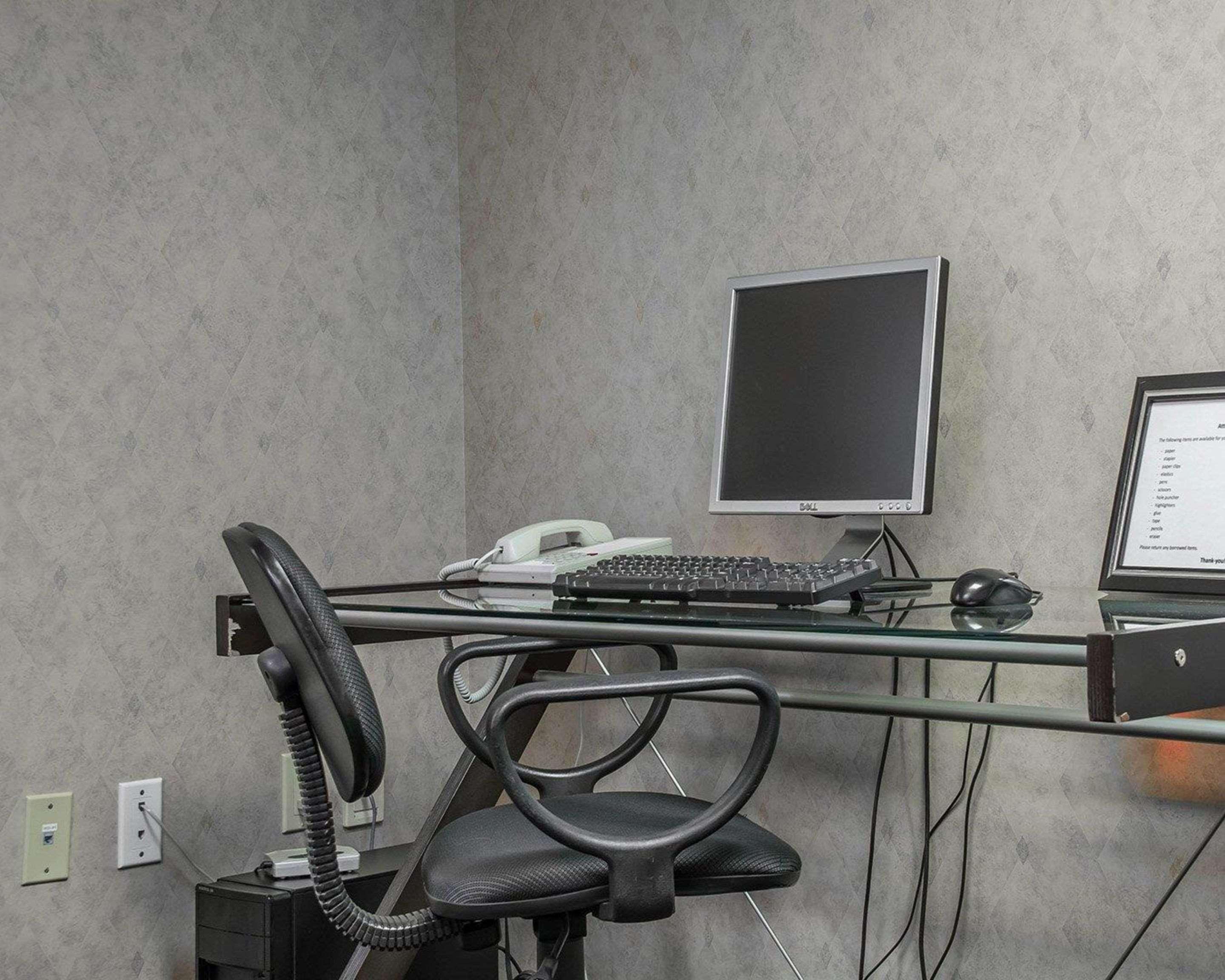Quality Hotel & Suites Woodstock Esterno foto