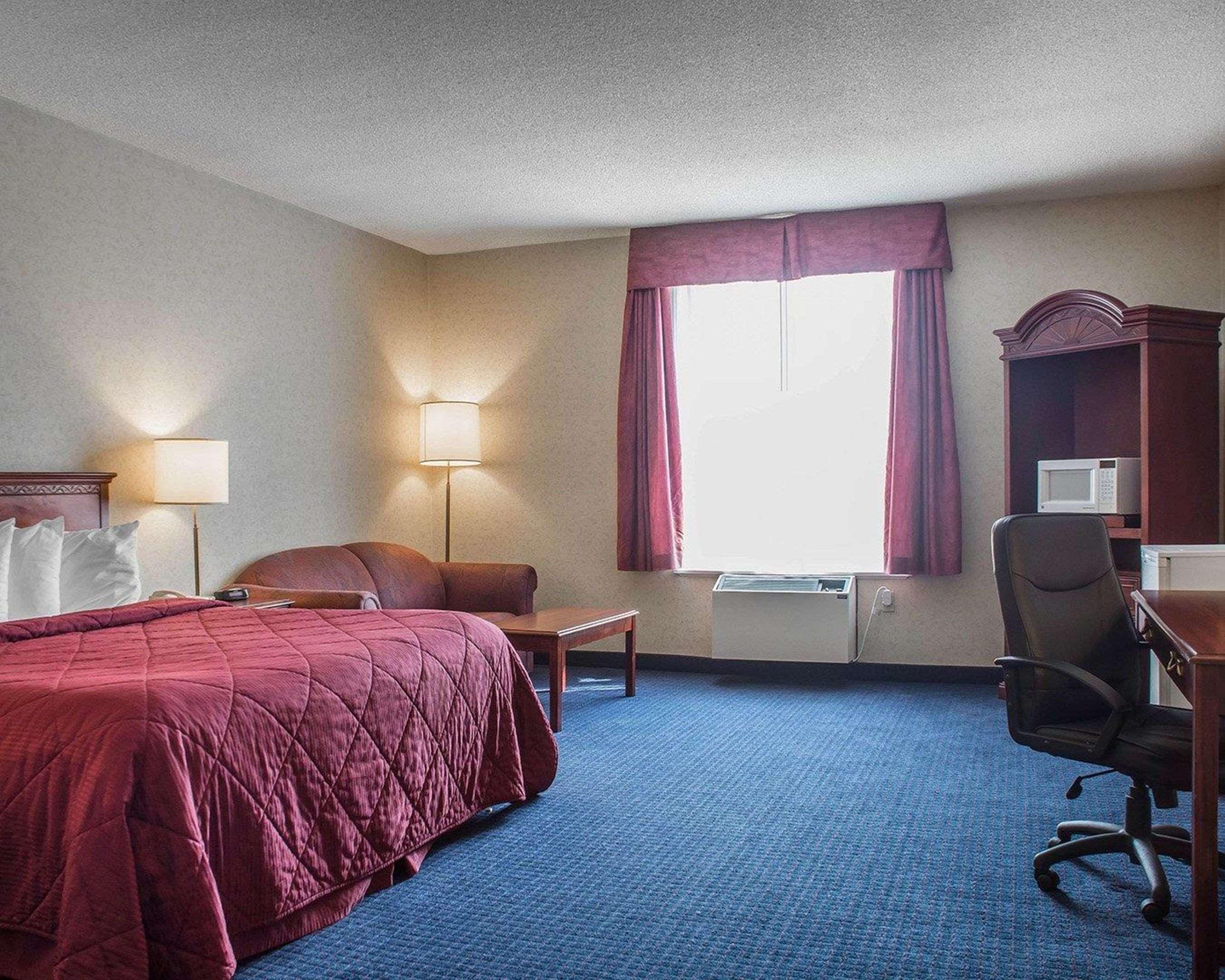 Quality Hotel & Suites Woodstock Esterno foto